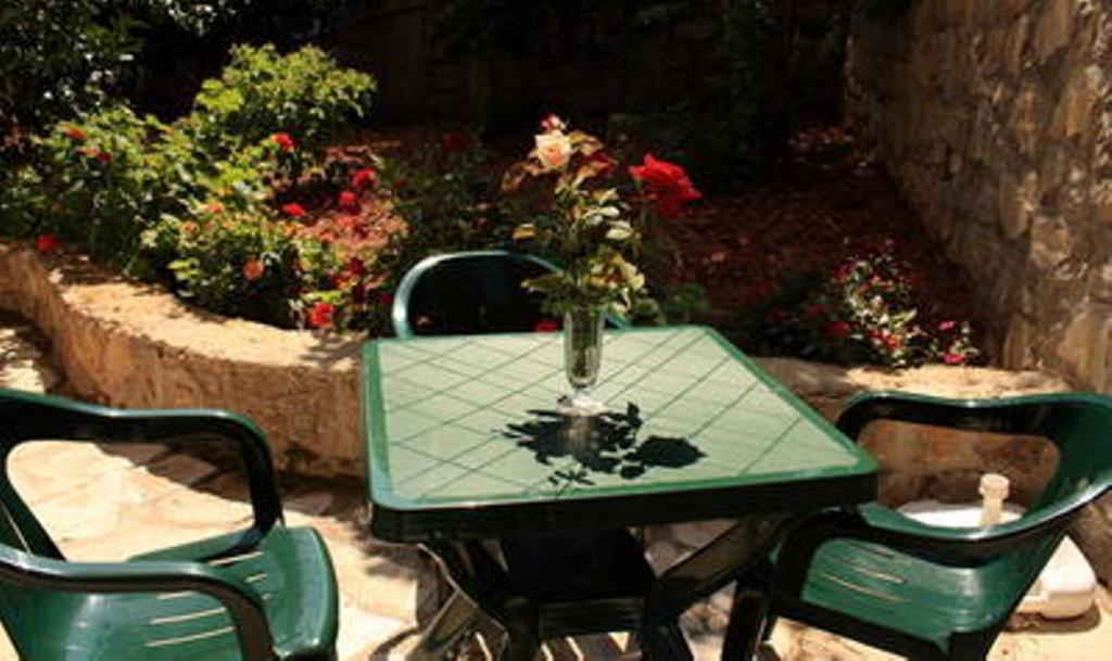 Apartments & Rooms M Petrovac 외부 사진
