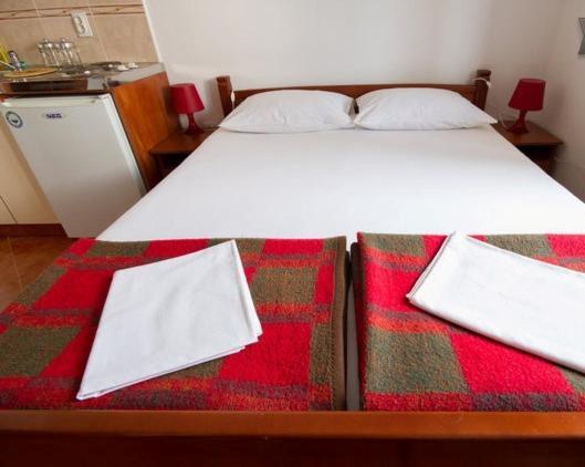Apartments & Rooms M Petrovac 객실 사진