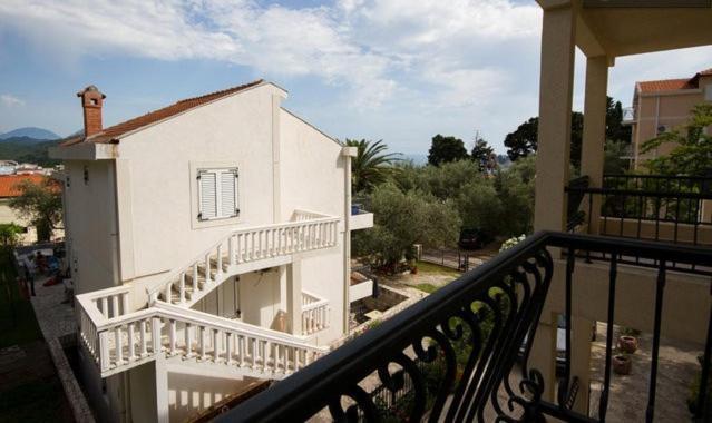Apartments & Rooms M Petrovac 객실 사진