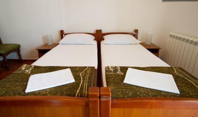 Apartments & Rooms M Petrovac 외부 사진